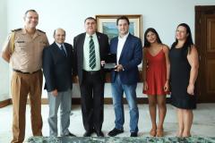 Subtenente da PM recebe homenagem do Governador