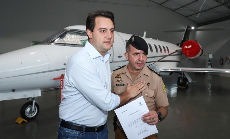 Governador Ratinho Junior devolve avião