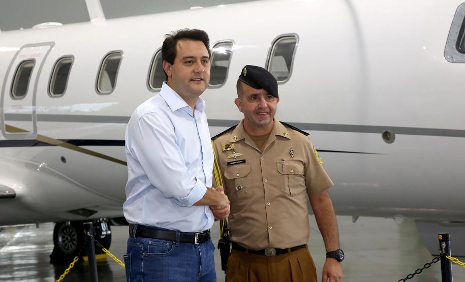 Governador Ratinho Junior devolve avião