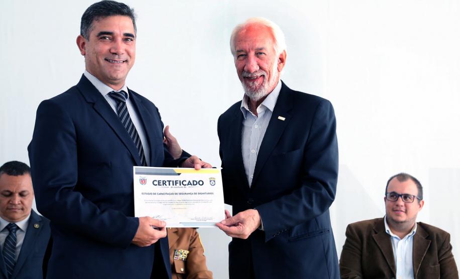 Formatura Seg. Dignitários