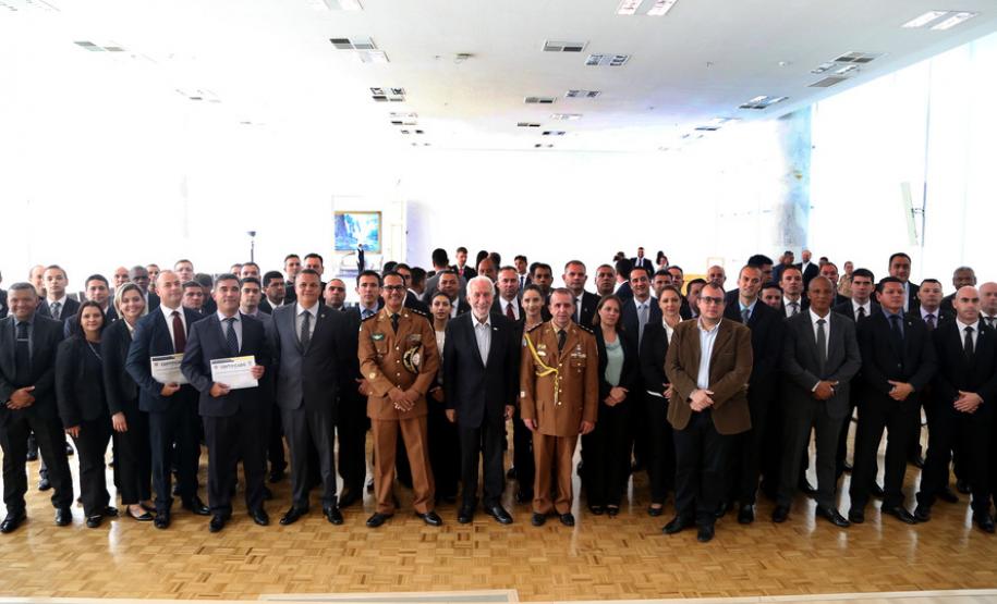 Formatura Seg. Dignitários