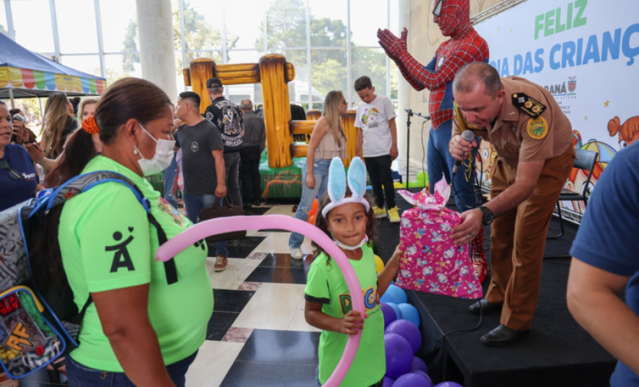 Evento comemorativo ao Dia das Crianças realizado no Palácio Iguaçu.