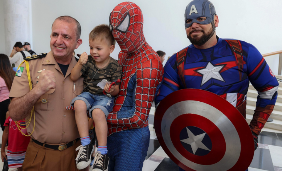 Evento comemorativo ao Dia das Crianças realizado no Palácio Iguaçu.