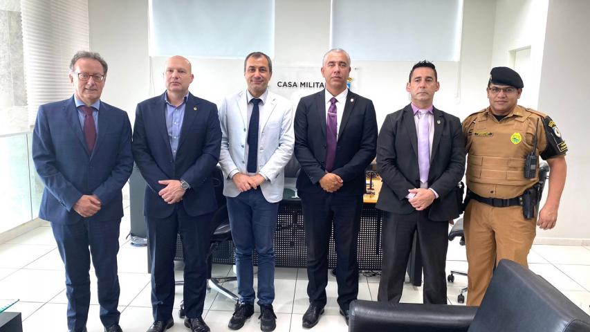 VISITA CONSUL ITÁLIA